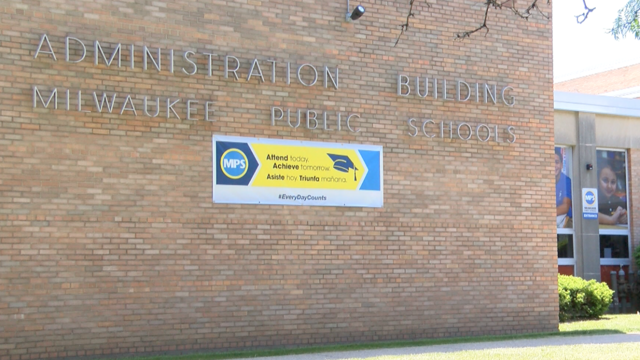 MPS schools to dismiss early on first day back due to extreme heat